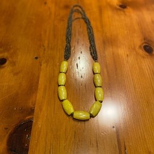 VINTAGE FAUX STONE MULTISTRAND BEADED NECKLACE